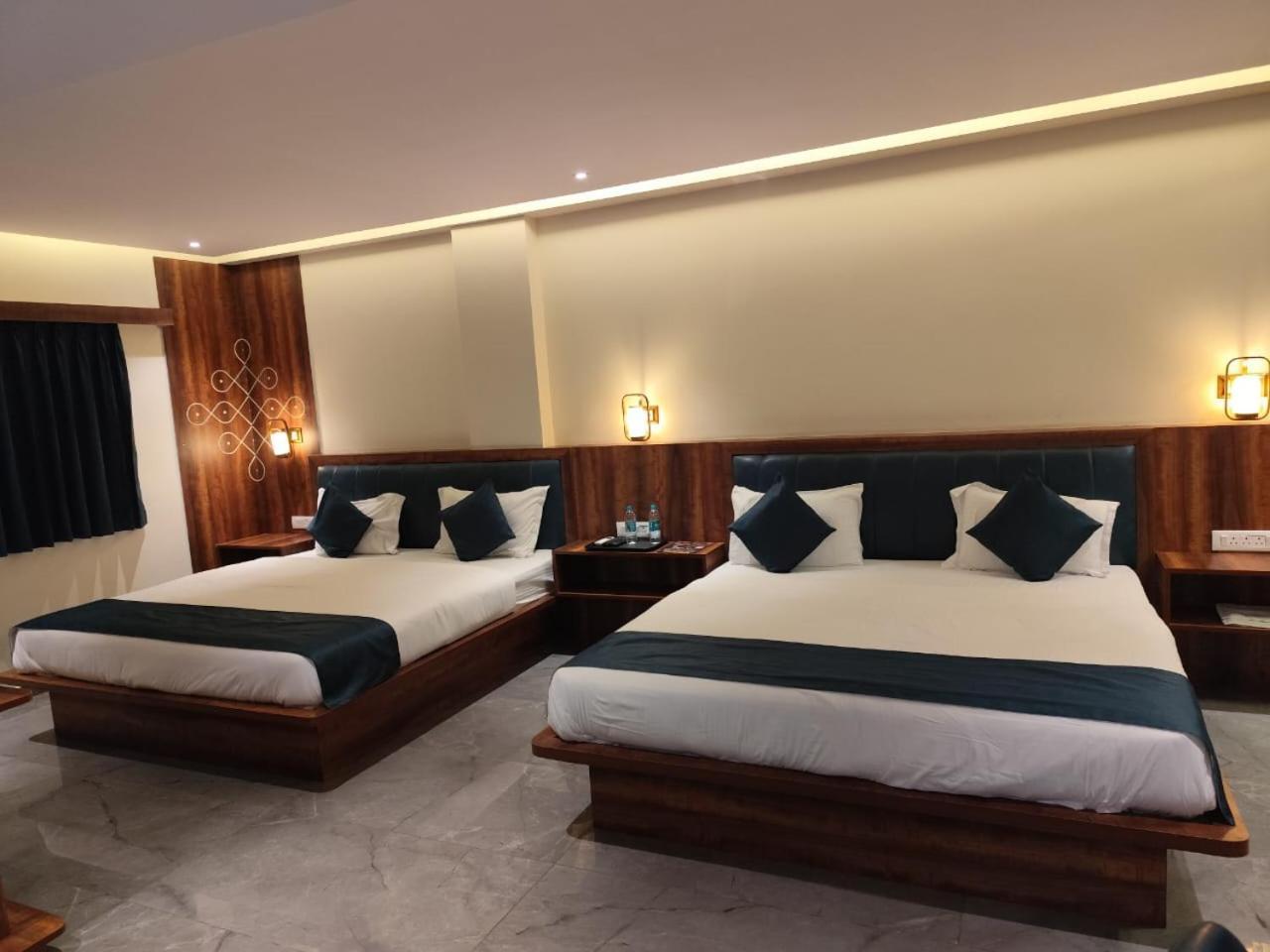 Hotel Aasare Inn Бангалор Екстериор снимка
